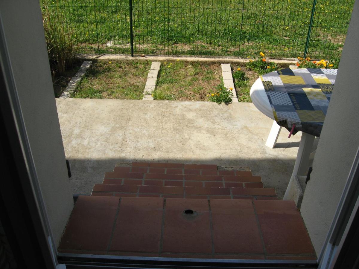 Lumineux Agreable T2 De 32M2 Apartment La Londe-les-Maures Exterior photo